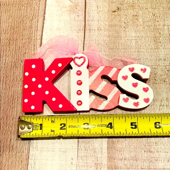 4 Piece Set for Valentine’s Day Tiered Trays - Picture 10 of 12